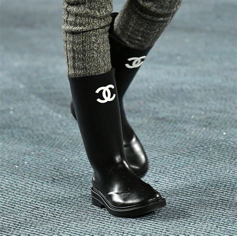 botas chanel mujer|calzado Chanel.